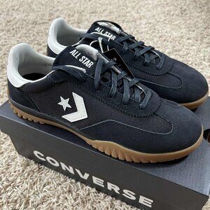 Converse Women’s Run Star Trainer Sneakers Shoes Black, Size 7.5 (New in Box)